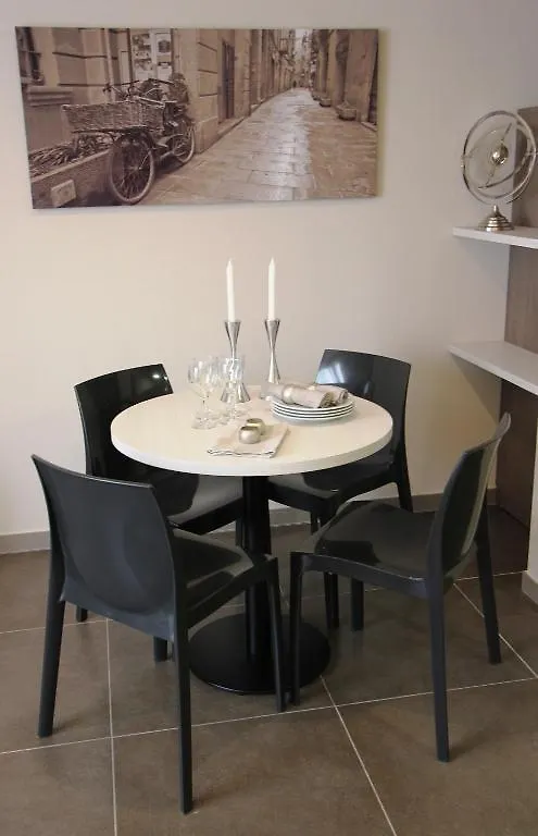 Pierre & Vacances Barcelona Sants 0*,