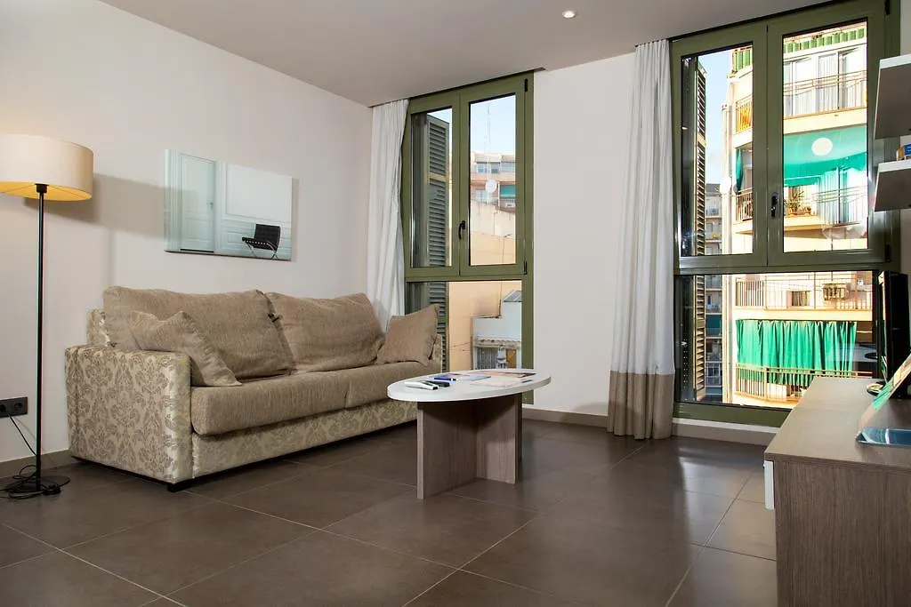 Pierre & Vacances Barcelona Sants Apartment