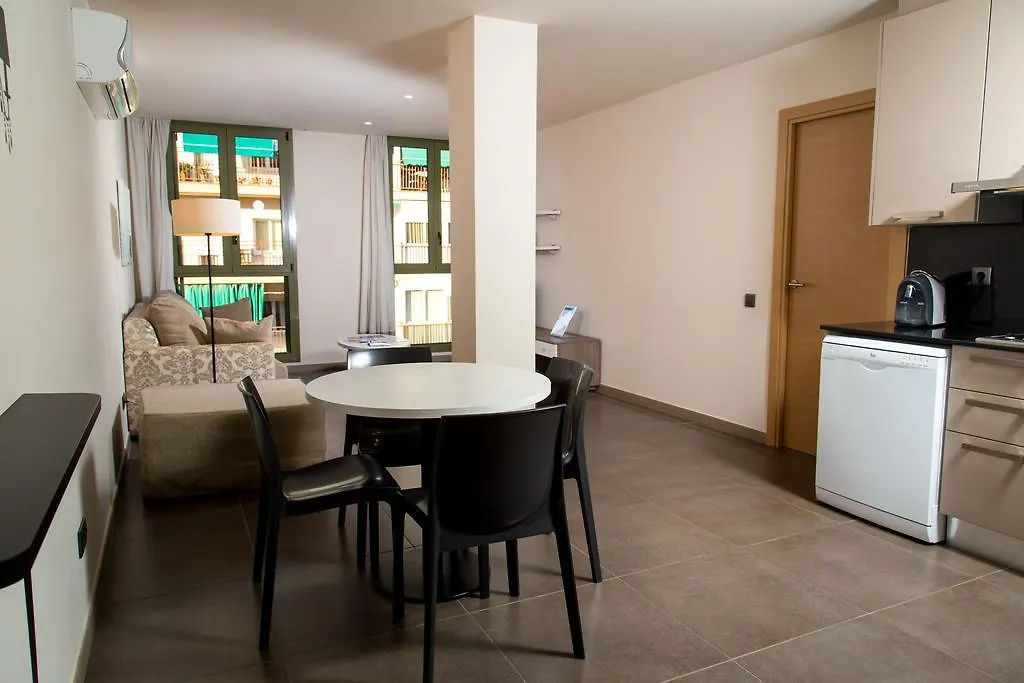 Pierre & Vacances Barcelona Sants 0*,  Spain